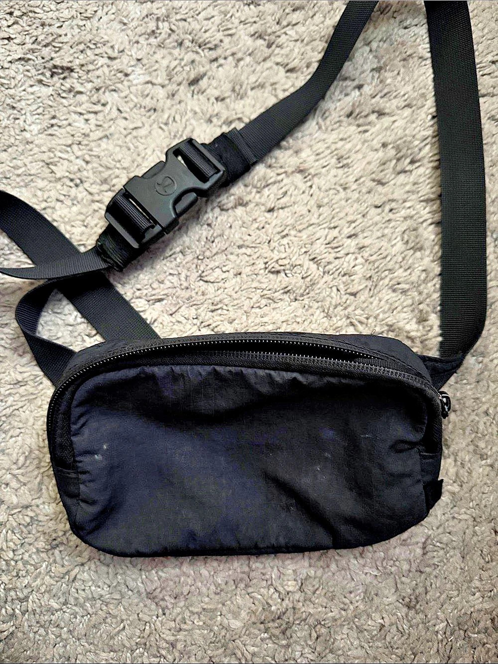 Mini lululemon Everywhere Belt Bag Black Crossbody